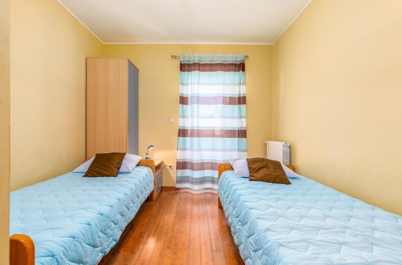 Luana A1 Apartment Fazana